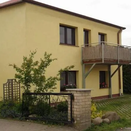 Finnhuette Und Ferienwohnung Fam * Greifswald